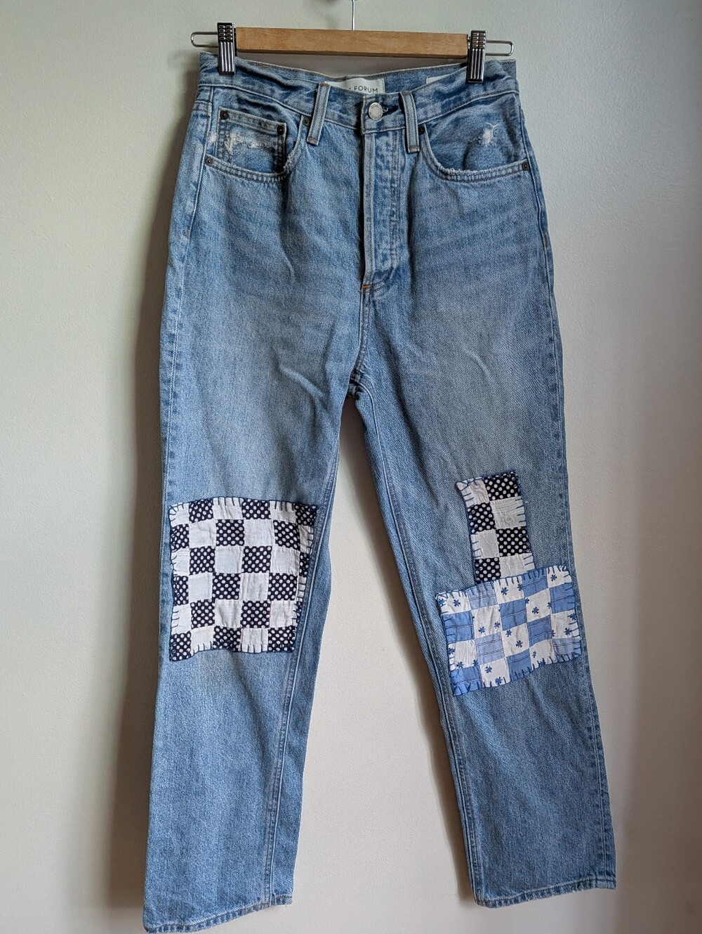 DENIM FORUM Reworked Quilt Patches Floral The Joni High Rise Loose Jeans 25